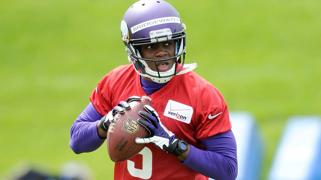 Rookie minicamp roundup: Bridgewater hits the ground running